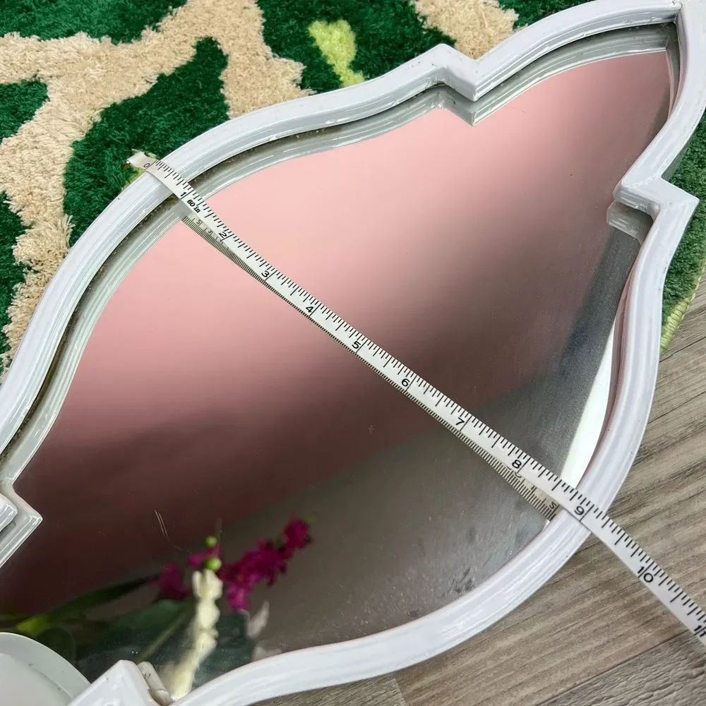 N/A 18” white